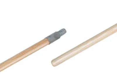Bastón de Madera de Pino de 1.50M con Punta Metálica Roscada | El Castor | 1905