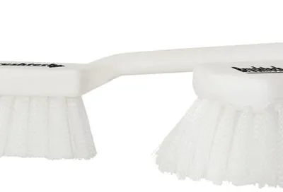 Escobeta Multiusos con Fibra de Nylon. · El Castor